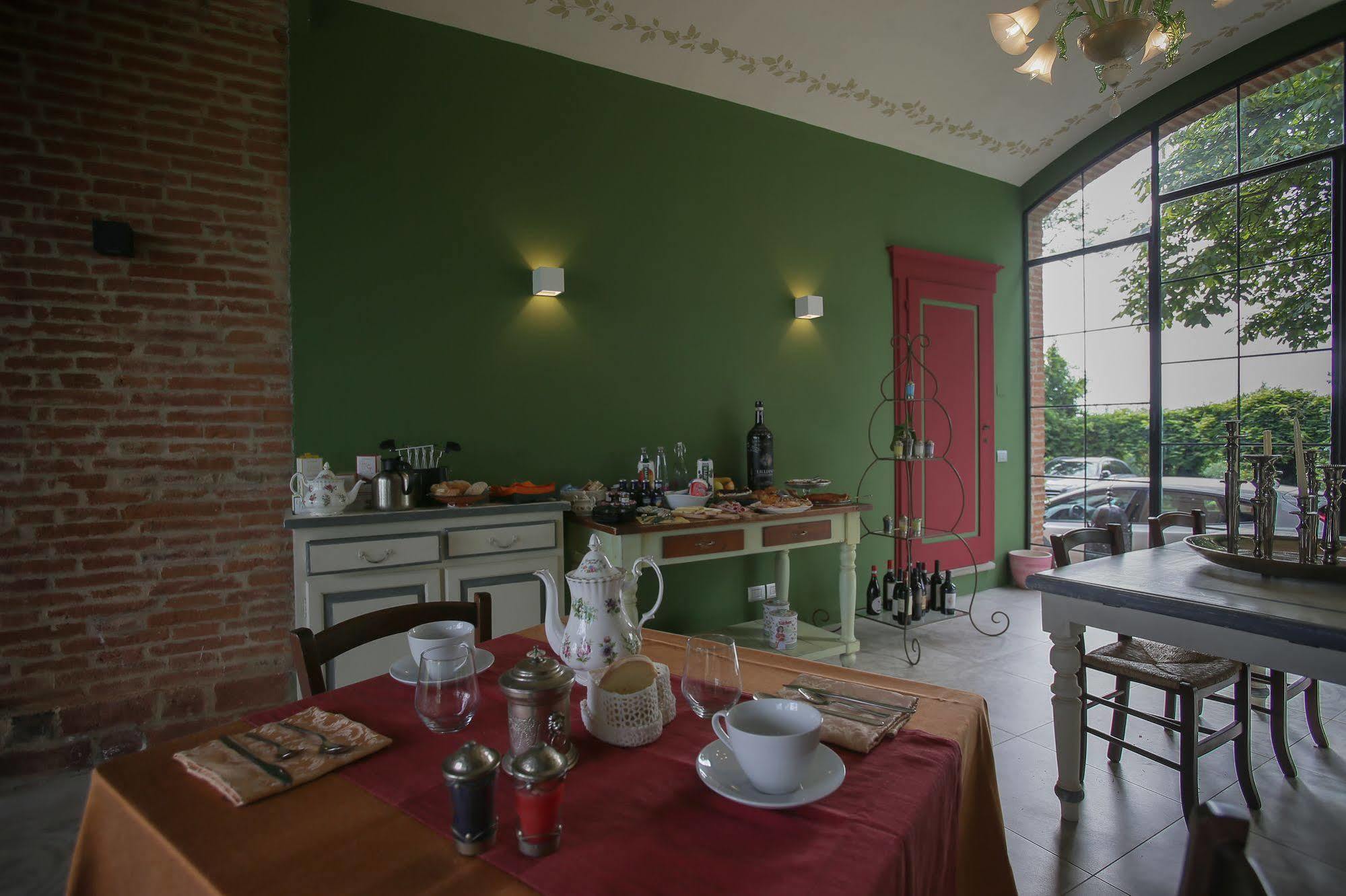 Relais Montemaggiore Беттолле Экстерьер фото